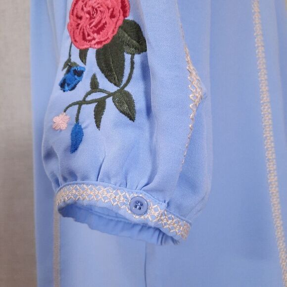 Women's Floral Embroidered Tunic Top Size Small Pleated CottageCore Blue - Picture 7 of 16
